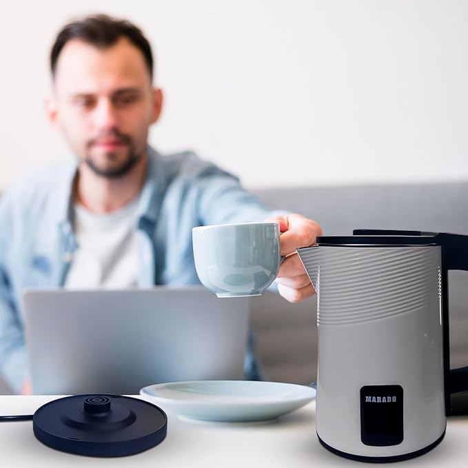 Electric Kettle 2.3L – Quick Boil for Tea, Coffee, Noodles